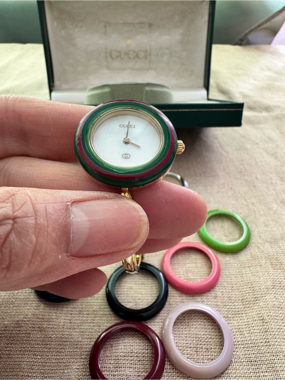 Gucci Gold Bangle Watch with Interchangeable Multicolor Bezels - Picture 7 of 16